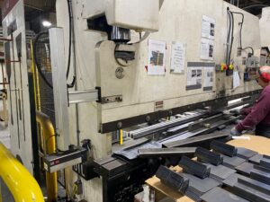 Cincinnati 4308 Power Squaring Shear 